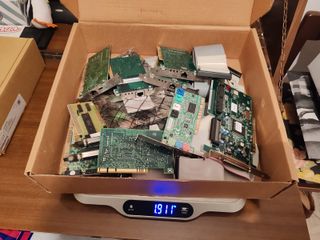 Lettori Floppy CD-ROM PC, vari cavi flat e schede