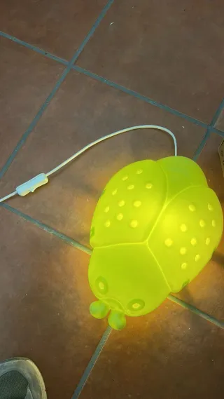 Lampada per bambini coccinella verde/gialla
