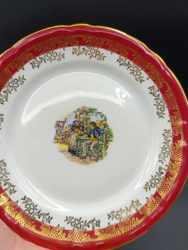 Set di piatti in porcellana francese CNP