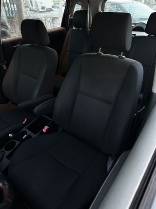 Toyota Corolla Verso 2.2 D4D para reparar o piezas