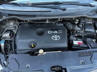 Toyota Corolla Verso 2.2 D4D para reparar o piezas