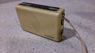 Radio Grundig Mini-Boy 200 Beige