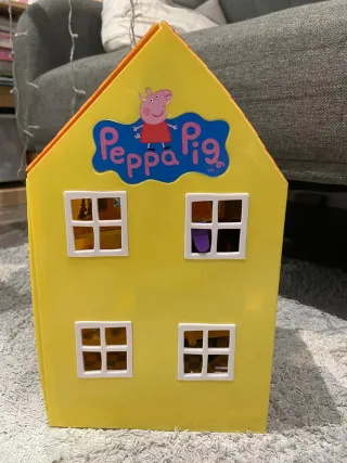 Casa Peppa Pig con muñecos