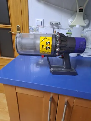 Dyson V10 Absolute per parti