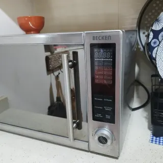 Forno Microonde e Grill Becken