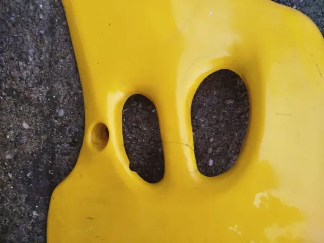 Tapa depósito Suzuki RMX 50 Amarilla