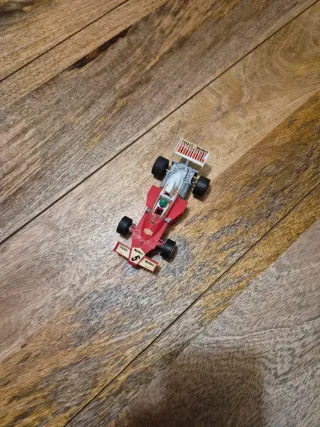 Coche F1 Scalextric M23 Mc Laren.