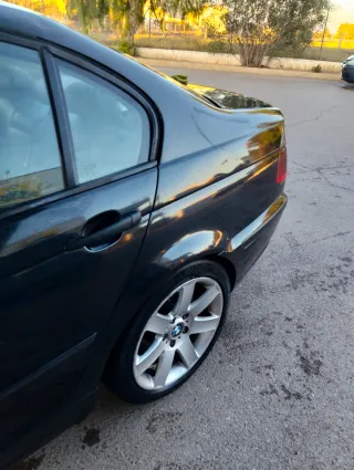 BMW E46 Berlina Negra 320d