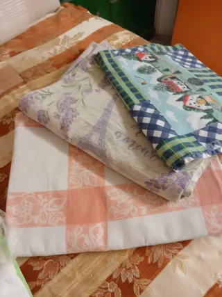 Set 4 Tovaglie fantasia floreale e a quadri