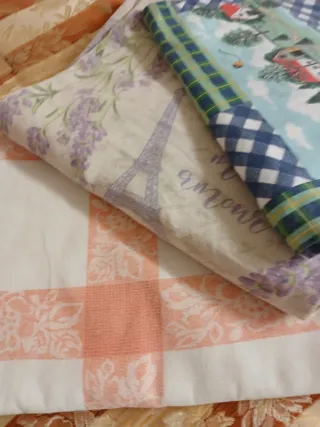 Set 4 Tovaglie fantasia floreale e a quadri