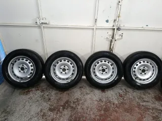 4 Llantas 15 Pulgadas 5 tornillos