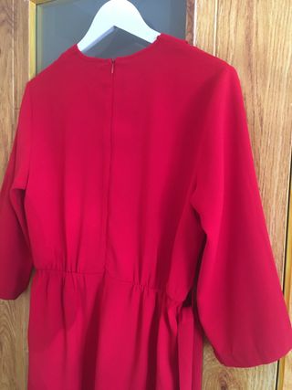 Mono elegante Cortefiel rojo talla M