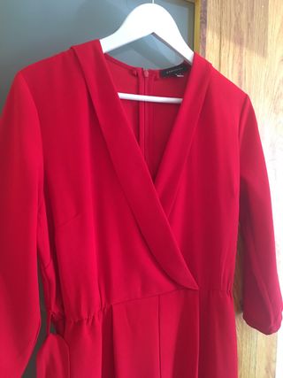 Mono elegante Cortefiel rojo talla M