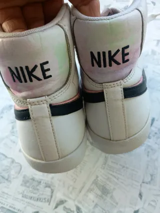 Nike Blazer Mid 77