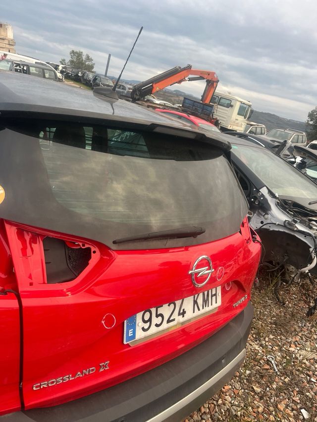 Portón trasero Opel Mokka X 9524 KMH