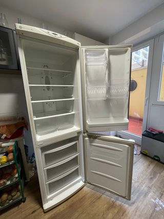 Nevera LG blanca