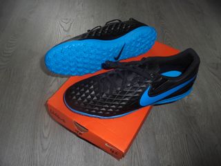 Zapatillas Fútbol Nike Legend 8 Club TF Talla 45