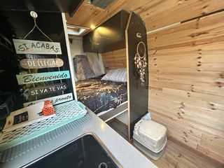 Mercedes-Benz Sprinter 2012