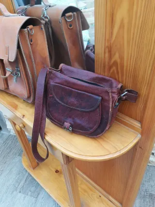 Bolsos de piel marrones