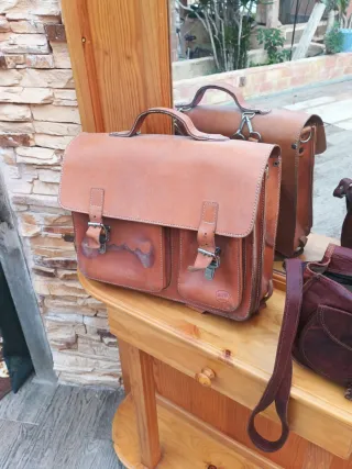 Bolsos de piel marrones