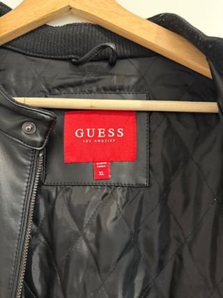 Chaqueta Guess Negra Talla XL