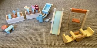 Casa delle bambole con parco Playtive