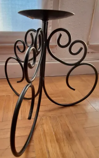 Portacandele in metallo nero