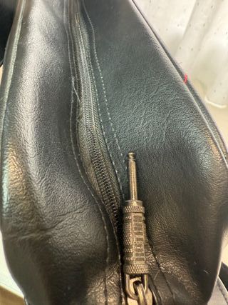 Mochila bandolera Kothai Negra