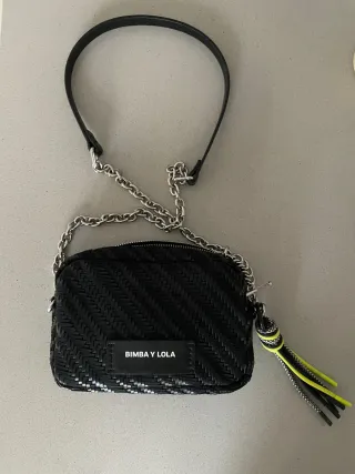 Bolso Bimba y Lola negro tejido