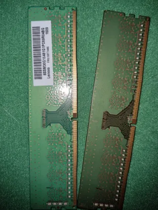 2x 4GB DDR4 RAM Samsung