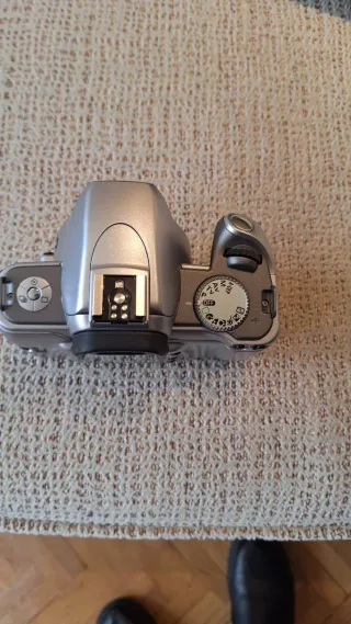 Cámara Canon EOS 300V Kit EF28-90mm