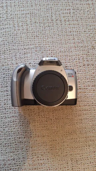 Cámara Canon EOS 300V Kit EF28-90mm