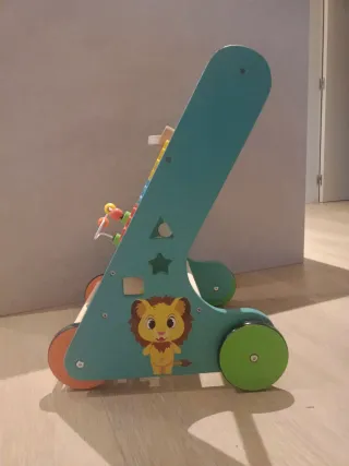 Andador actividades madera