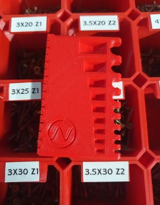 3 ORGANIZADORES DE TORNILLOS Y TUERCAS