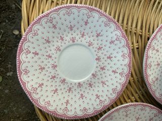 Splendido set da tè La Cartuja de Sevilla con delicato design di giglio