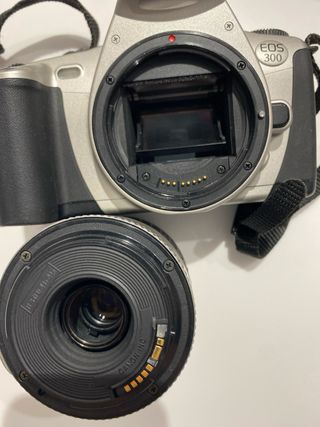 Cámara Canon EOS 300