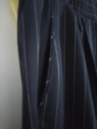 Conjunto 2 piezas: Chaleco amarillo y pantalón