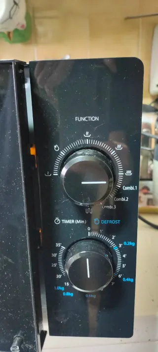 Microonde con grill Toshiba Nero