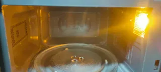 Microonde con grill Toshiba Nero