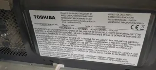 Microonde con grill Toshiba Nero