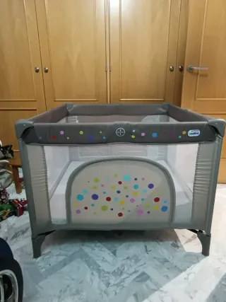 Parco fasciatoio con materasso nuovo