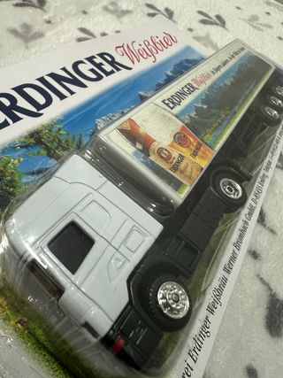 Camión a escala 1:87 cerveza Erdinger Weißbier