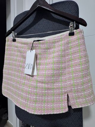 Falda pantalon Zara cuadros rosa y verde Talla L
