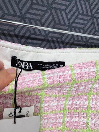 Falda pantalon Zara cuadros rosa y verde Talla L
