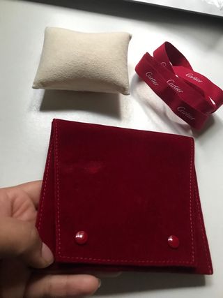 Estuche de viaje reloj Cartier con almohadilla