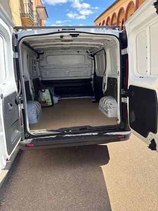 Renault Trafic 1.6 dci 90cv 6v