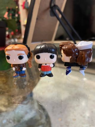 Funko Pop Kinder Joy: Will, Max y steve con robin.