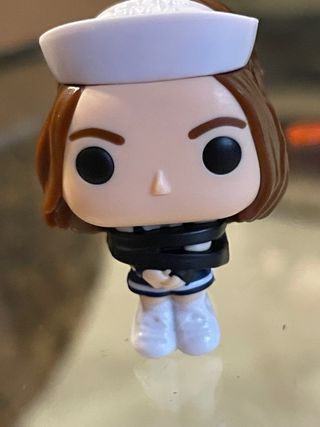 Funko Pop Kinder Joy: Will, Max y steve con robin.