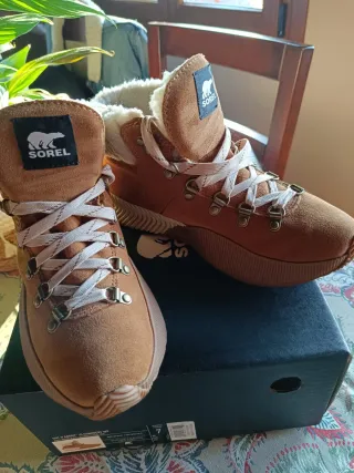 Botas Sorel Mujer Beige/Marrón