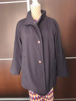 Bonito chaquetón negro oversize